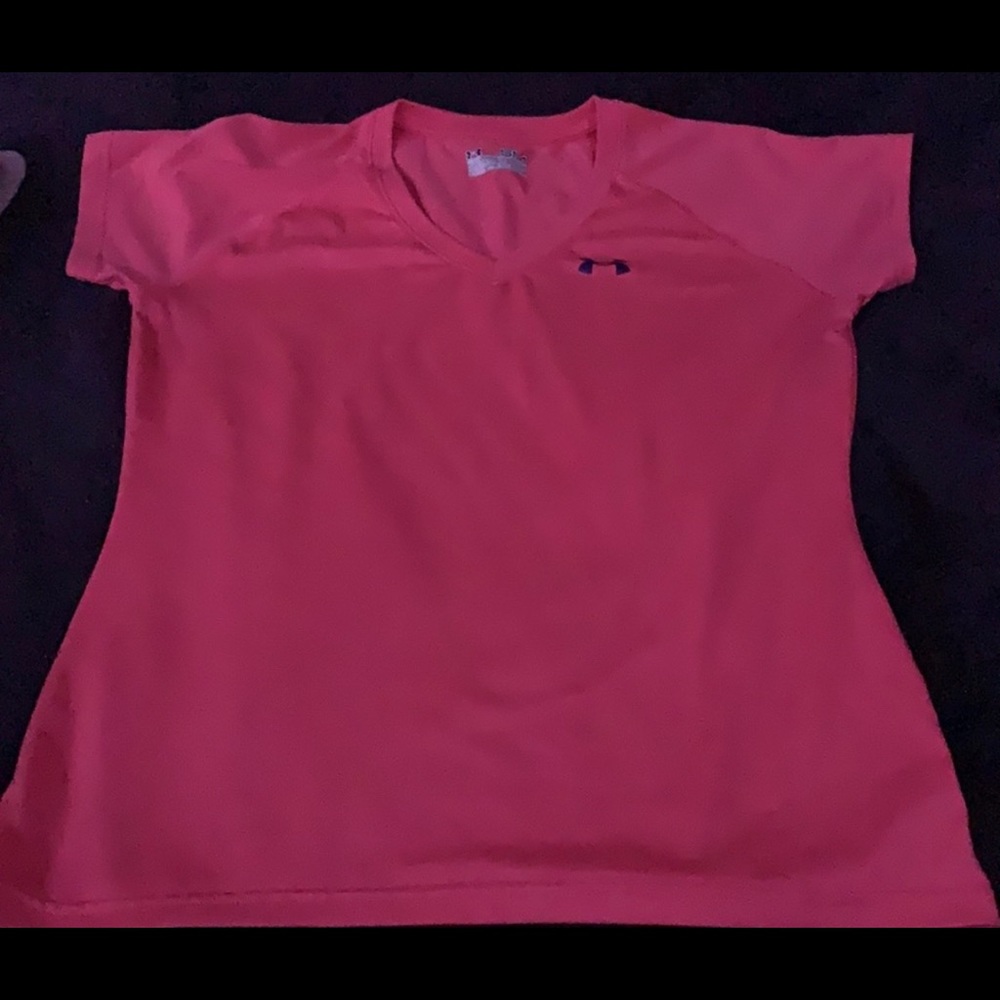 Lightly worn. Pink under armor tee